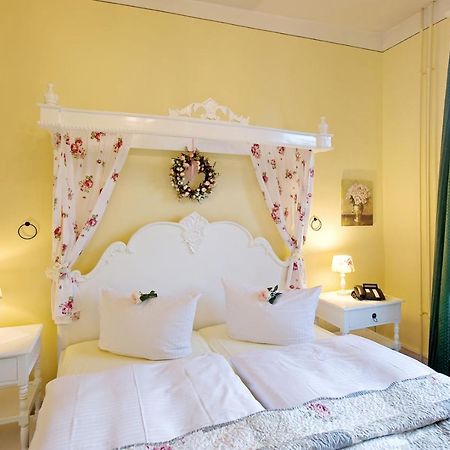 Schlosshotelgedern Buitenkant foto