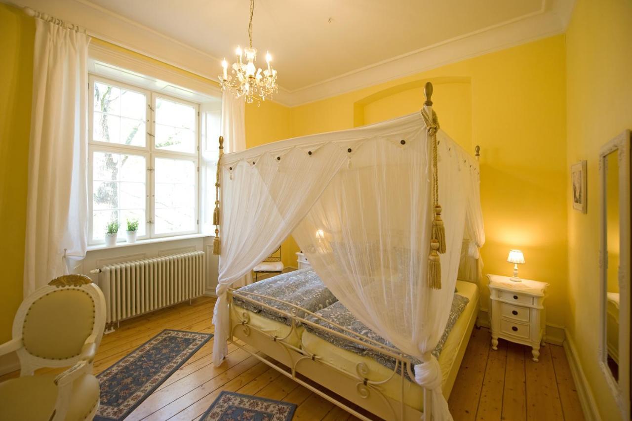 Schlosshotelgedern Buitenkant foto