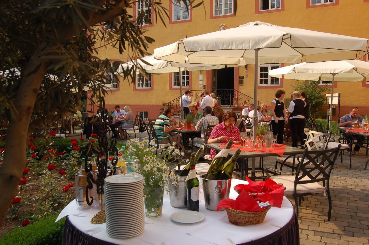 Schlosshotelgedern Buitenkant foto
